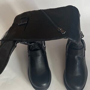 Mossimo Supply Co. Women's Black chunky heels Boots